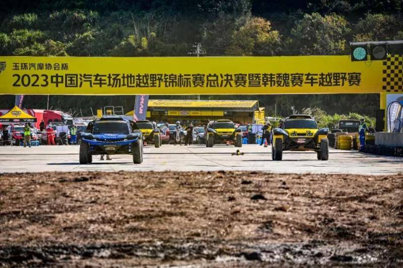 状态不俗，胡金秋出战38分钟&投篮13中9，得到26分8篮板1助攻